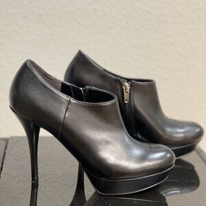 Marc Fisher Alright 3 Black Platform Bootie Size 7M